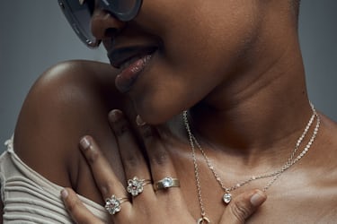 Timeless Dainty Jewelry Logo